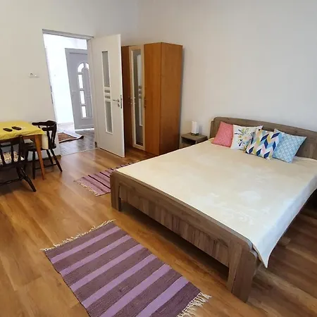 Junior Apartman Apartment