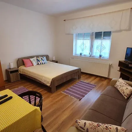 Junior Apartman * Gyula